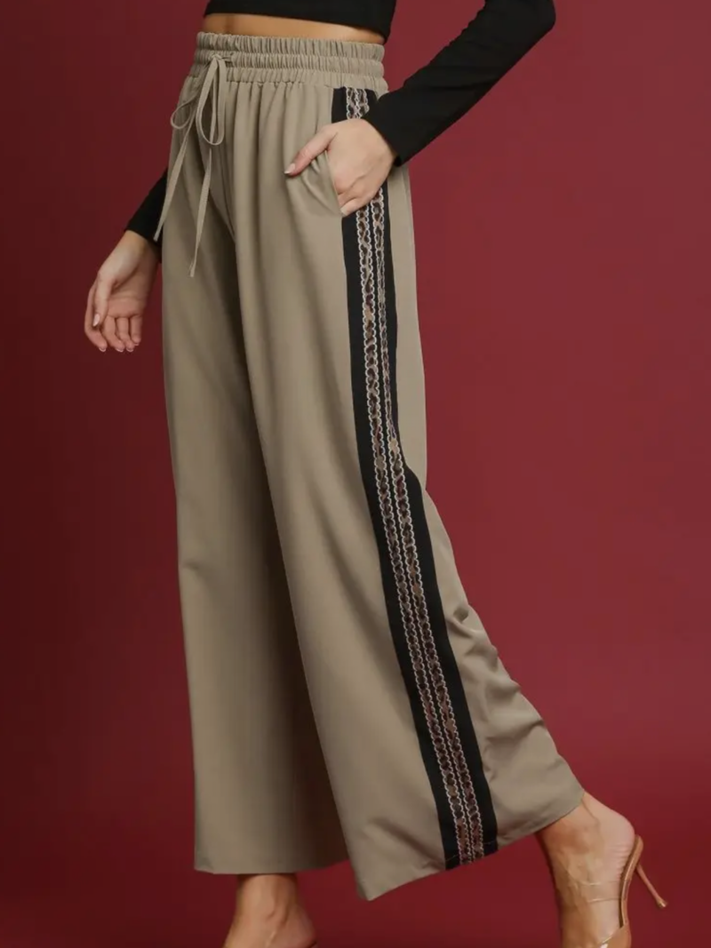 Peekaboo Pant