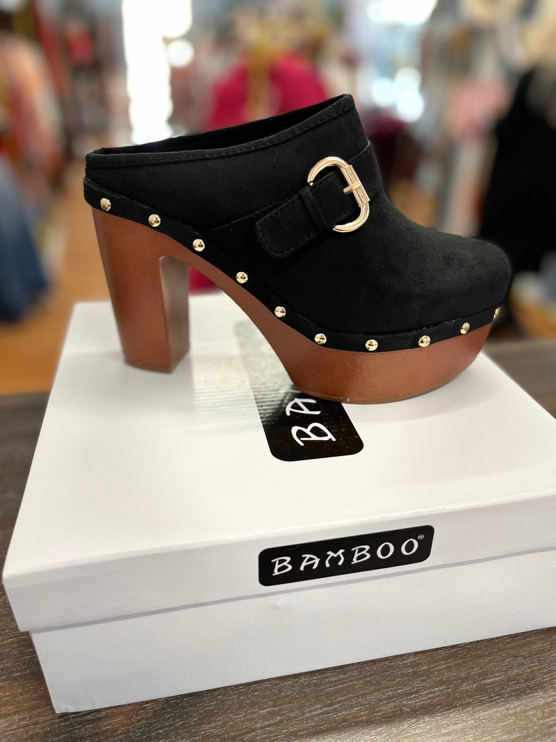 Chunky Heel Studded Platform Clogs